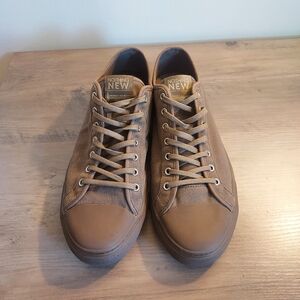 Nothing New Low Top Men's Size Ten Taupe Converse